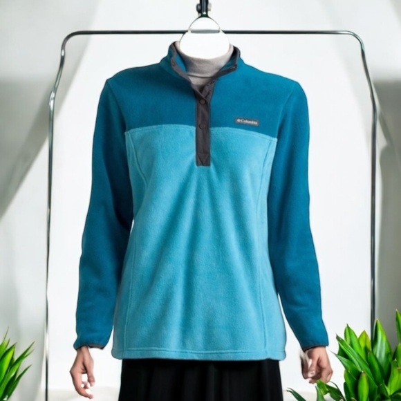 Columbia Tops - Columbia half snap pull over fleece women’s size medium